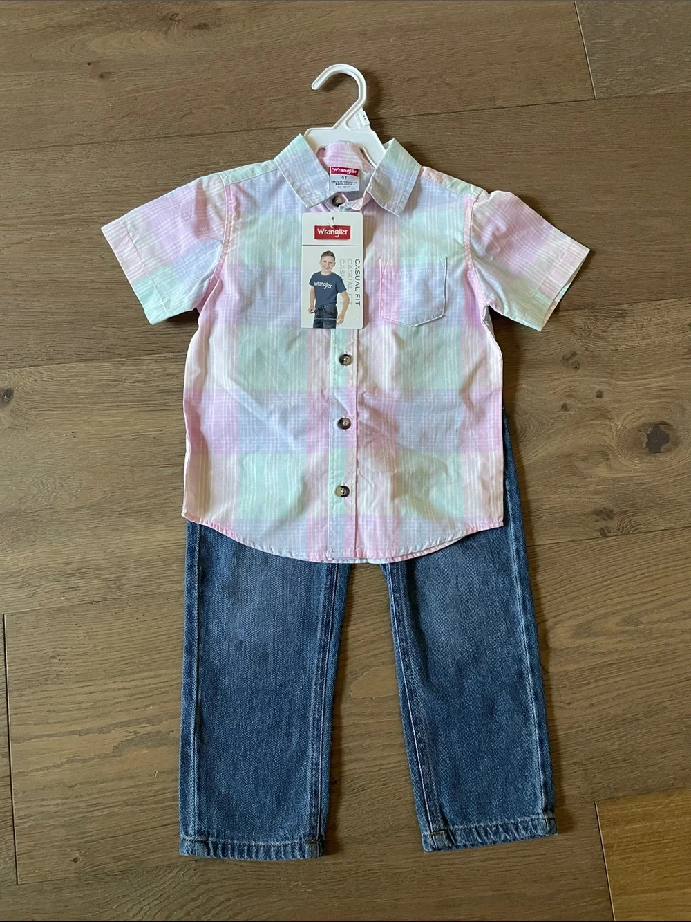 NWT Wrangler Toddler Boy Short Sleeve Button-Up Shirt With Jeans Size 4T